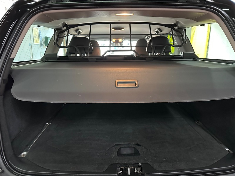 Used Volvo XC70 2015 for sale - 77027732: Photo 26