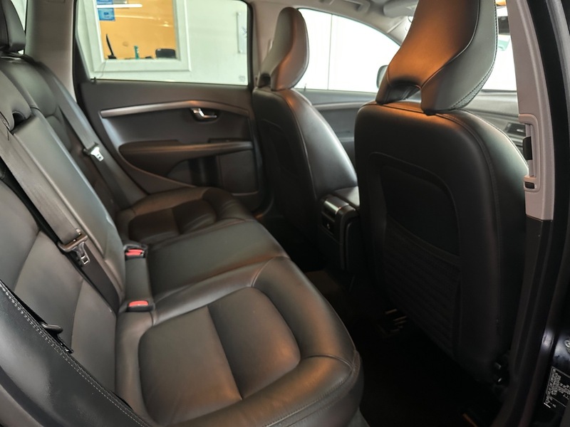 Used Volvo XC70 2015 for sale - 77027732: Photo 29