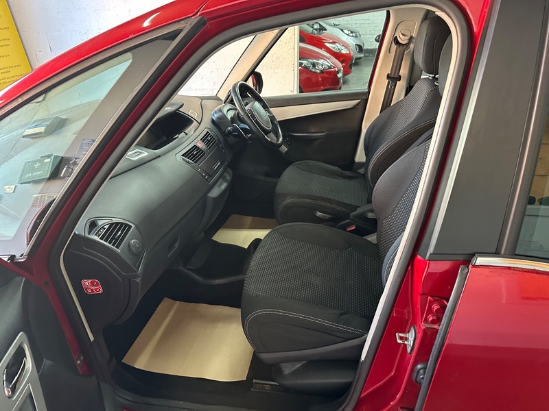 Used Citroen C4 Picasso 2011 for sale - 77735323: Photo 14