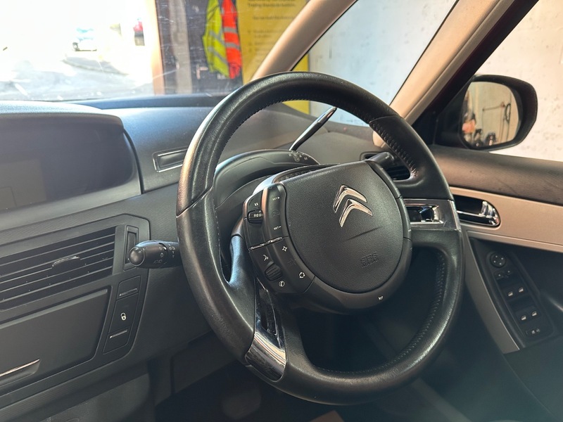 Used Citroen C4 Picasso 2011 for sale - 77735323: Photo 16