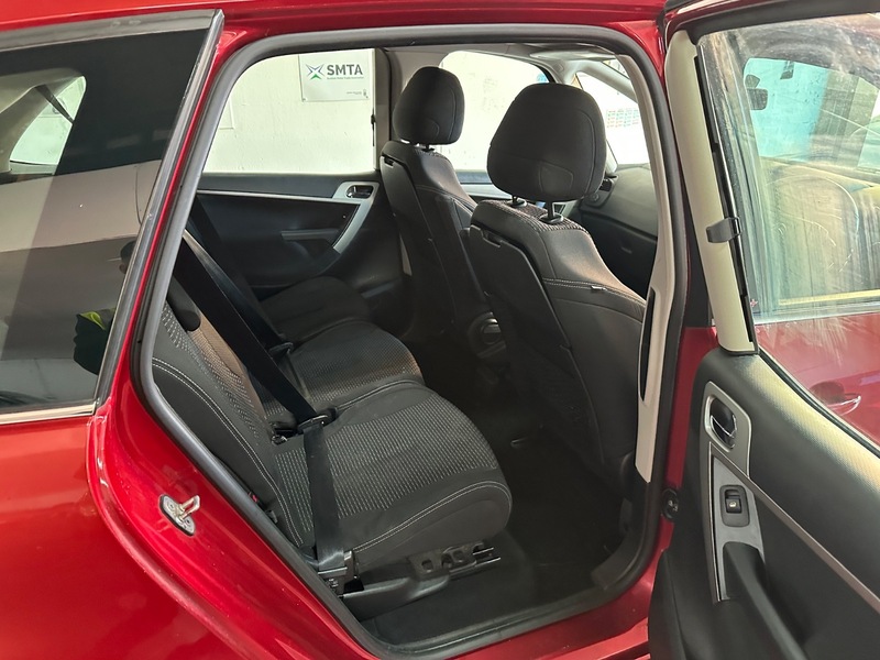 Used Citroen C4 Picasso 2011 for sale - 77735323: Photo 21