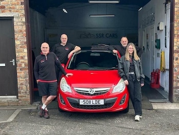 Used Ford Fiesta 2013 for sale - 76686900: Photo