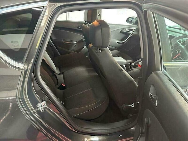 Used Vauxhall Astra 2013 for sale - 76224209: Photo 22