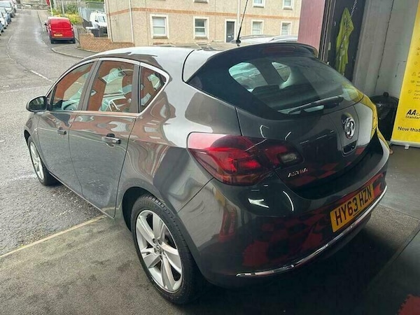 Used Vauxhall Astra 2013 for sale - 76224209: Photo 30