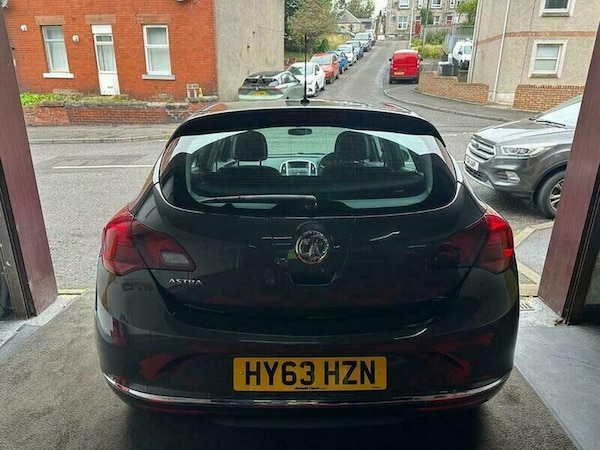 Used Vauxhall Astra 2013 for sale - 76224209: Photo 31