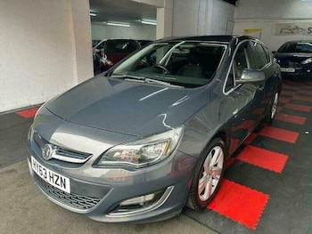 Used Vauxhall Astra 2013 for sale - 76224209: Photo 3