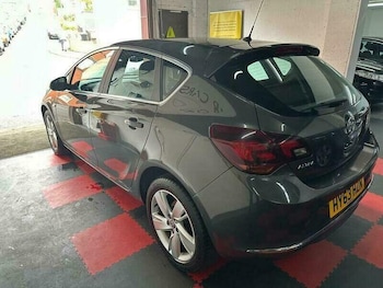 Used Vauxhall Astra 2013 for sale - 76224209: Photo 4
