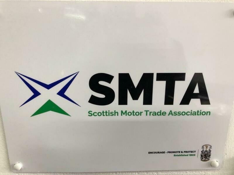 Used Volvo V40 2013 for sale - 76798956: Photo 4