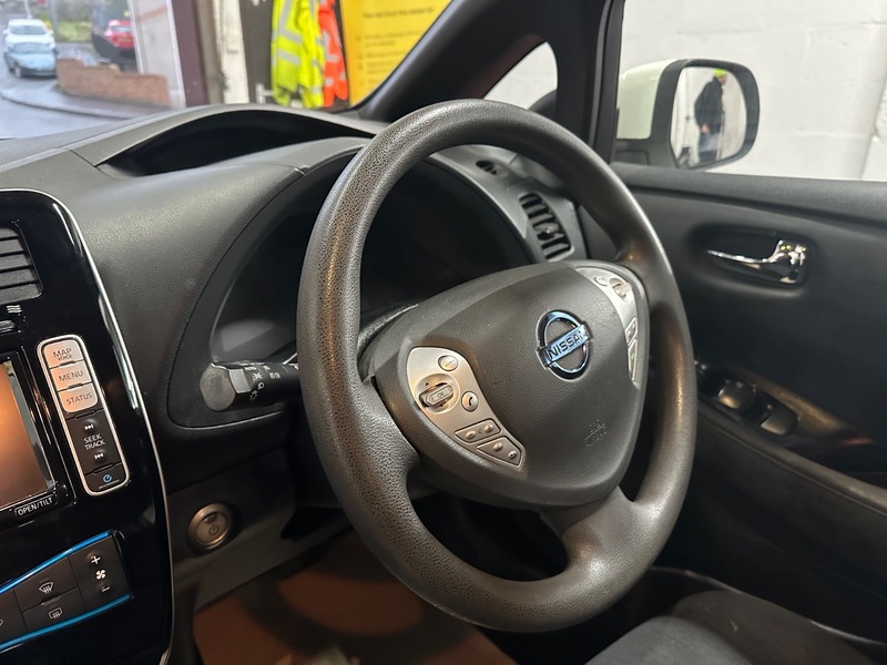 Used Nissan Leaf 2016 for sale - 77643384: Photo 17