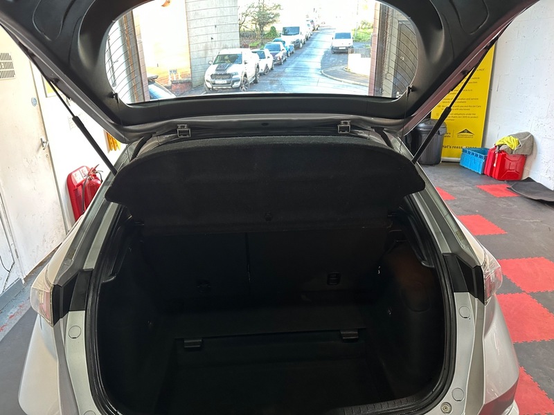 Used Honda Civic 2011 for sale - 76740900: Photo 18