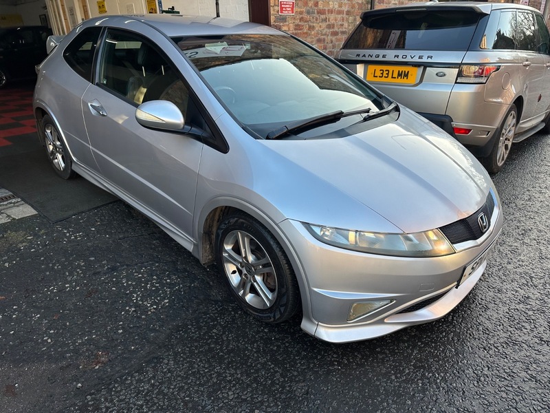 Used Honda Civic 2011 for sale - 76740900: Photo 19