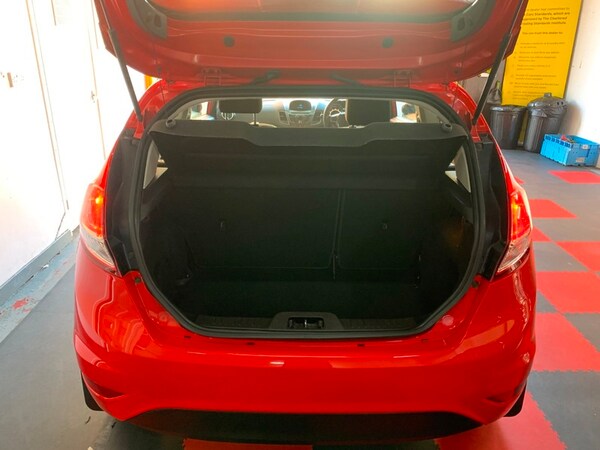 Used Ford Fiesta 2014 for sale - 76211044: Photo 19