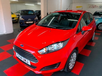 Used Ford Fiesta 2014 for sale - 76211044: Photo 3