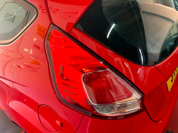 Used Ford Fiesta 2014 for sale - 76211044: Photo 9