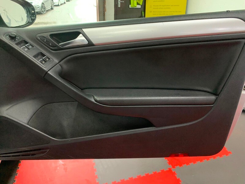 Used Volkswagen Golf 2011 for sale - 76304533: Photo 16