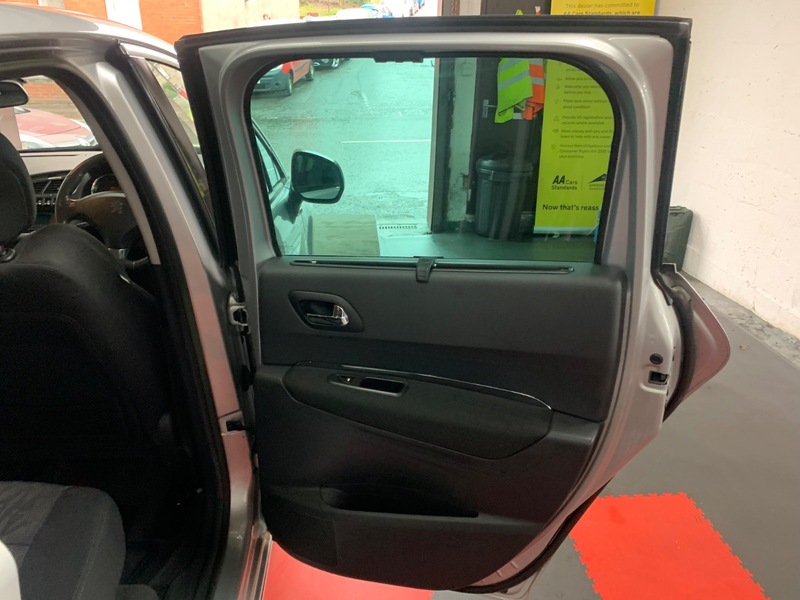 Used Peugeot 3008 2011 for sale - 77643412: Photo 21