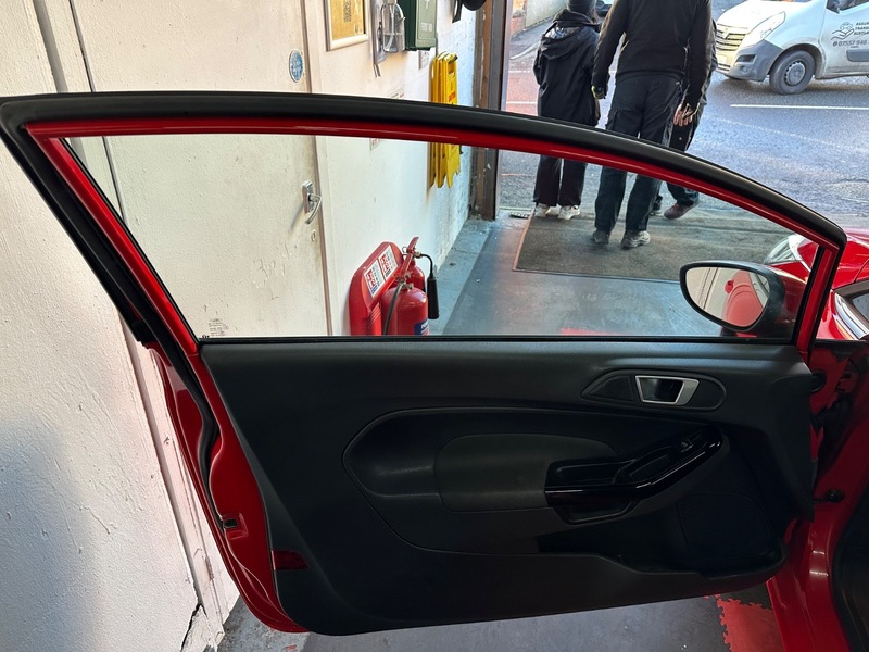 Used Ford Fiesta 2013 for sale - 76559702: Photo 13