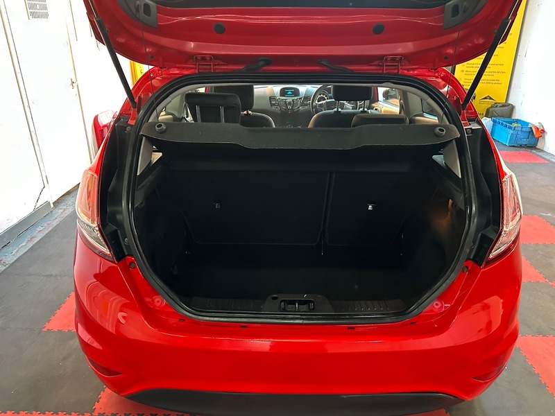 Used Ford Fiesta 2013 for sale - 76559702: Photo 19