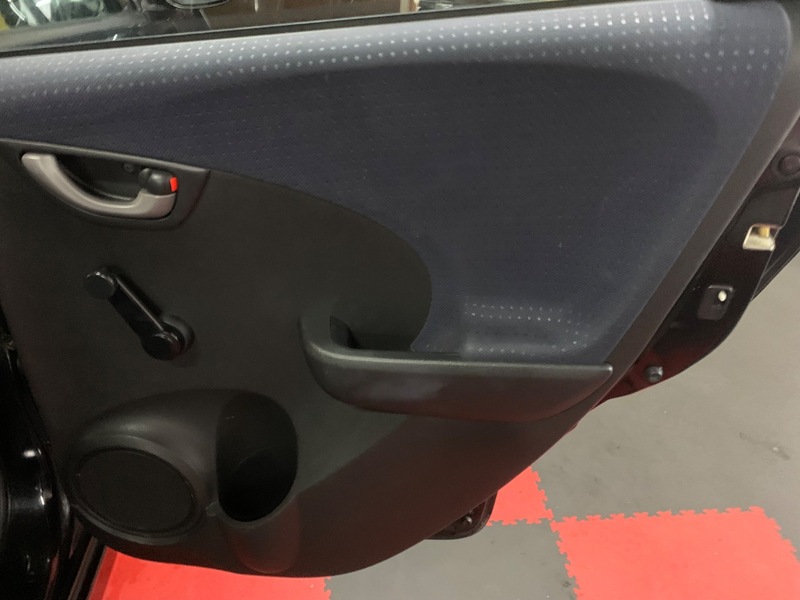 Used Honda Jazz 2010 for sale - 77056513: Photo 17