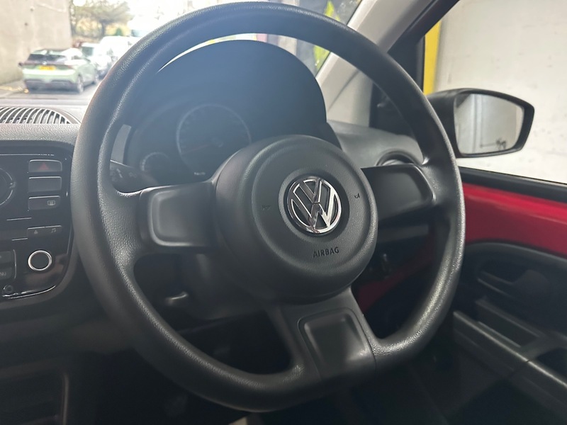Used Volkswagen up! 2015 for sale - 76712217: Photo 21