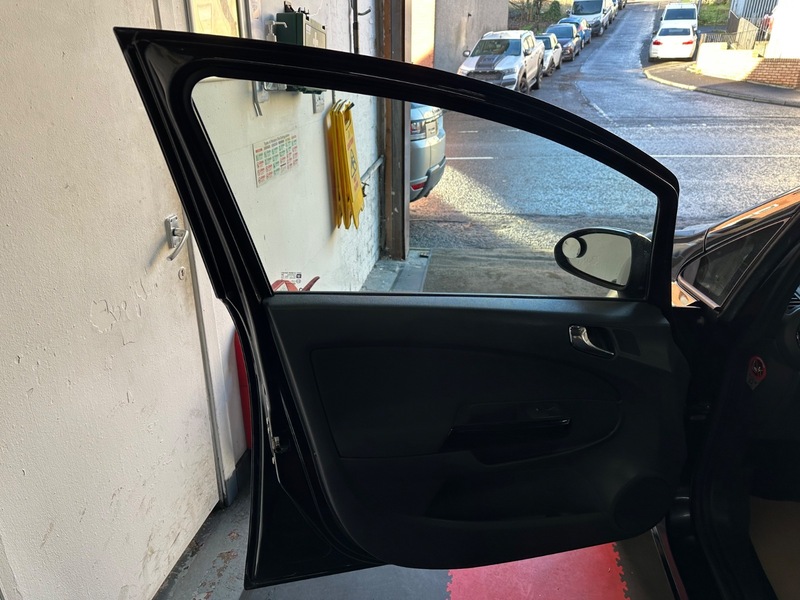 Used Vauxhall Corsa 2013 for sale - 76740908: Photo 13