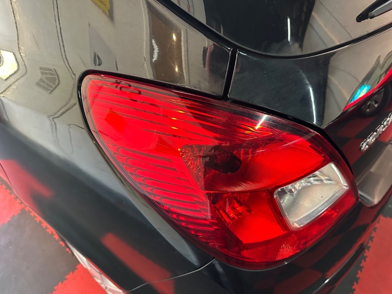 Used Vauxhall Corsa 2013 for sale - 76740908: Photo 9