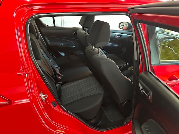 Used Suzuki Swift 2016 for sale - 76256931: Photo 21