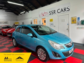 Vauxhall - Corsa