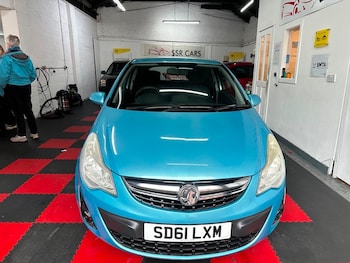 Used Vauxhall Corsa 2011 for sale - 76148409: Photo 2