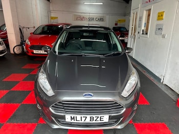 Used Ford Fiesta 2017 for sale - 79073044: Photo