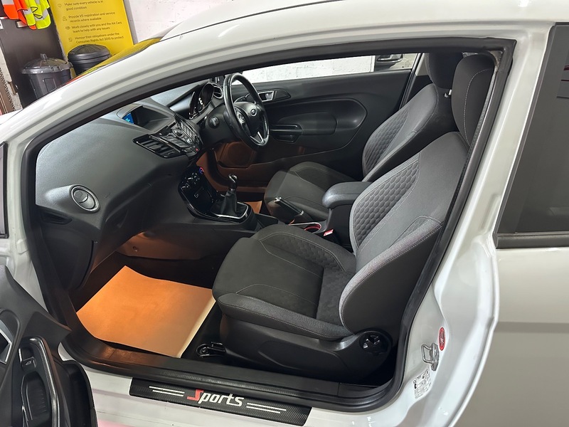 Used Ford Fiesta 2014 for sale - 77007830: Photo 14