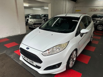 Used Ford Fiesta 2014 for sale - 77007830: Photo