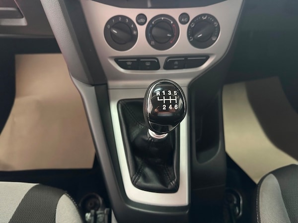 Used Ford Focus 2013 for sale - 76280584: Photo 15