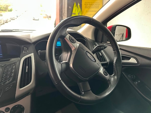 Used Ford Focus 2013 for sale - 76280584: Photo 16