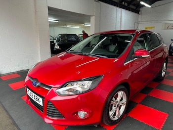 Used Ford Focus 2013 for sale - 76280584: Photo 3