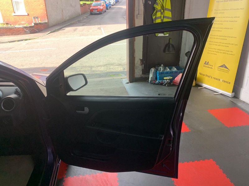 Used Ford Fiesta 2007 for sale - 77172833: Photo 21