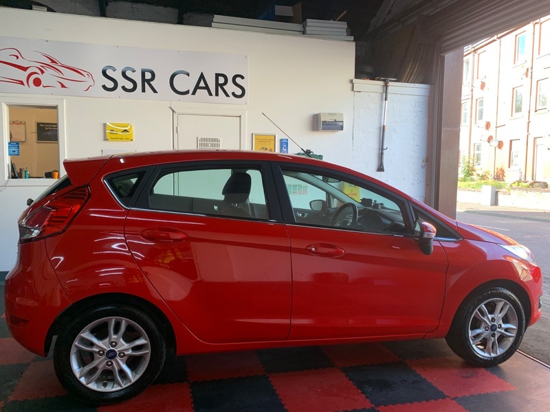 Used Ford Fiesta 2014 for sale - 76396690: Photo 8