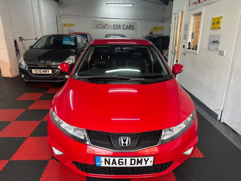 Used Honda Civic 2011 for sale - 76986593: Photo 2