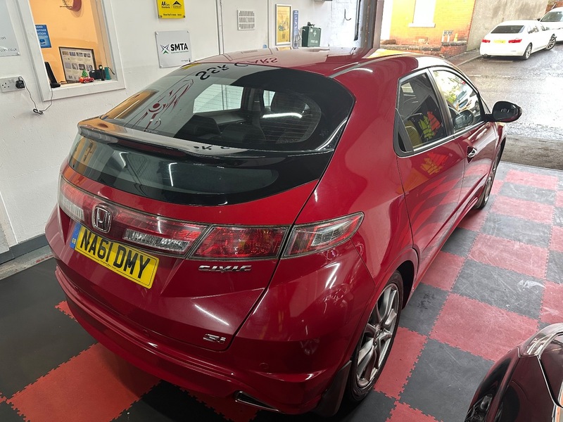 Used Honda Civic 2011 for sale - 76986593: Photo 6