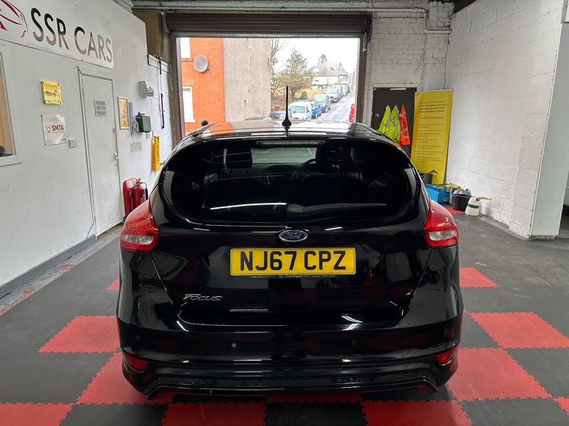 Used Ford Focus 2017 for sale - 77140401: Photo 5