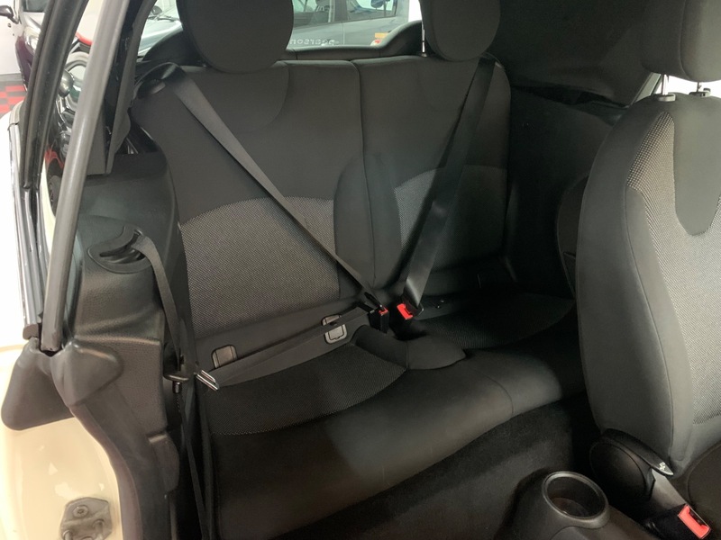 Used MINI Convertible 2011 for sale - 76482627: Photo 24