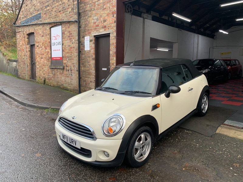 Used MINI Convertible 2011 for sale - 76482627: Photo 27