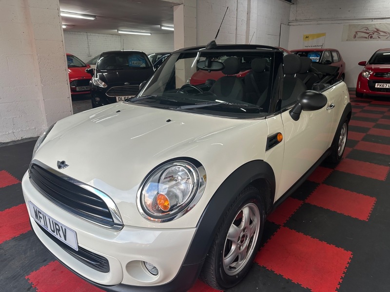 Used MINI Convertible 2011 for sale - 76482627: Photo 34