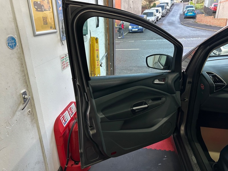 Used Ford C-Max 2014 for sale - 76884526: Photo 13