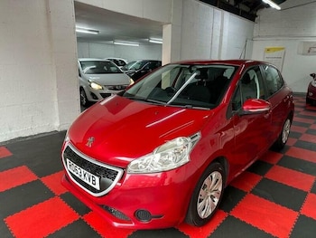 Used Peugeot 208 2013 for sale - 75516557: Photo