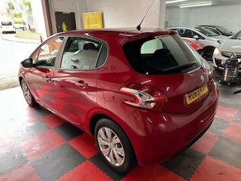 Used Peugeot 208 2013 for sale - 75516557: Photo