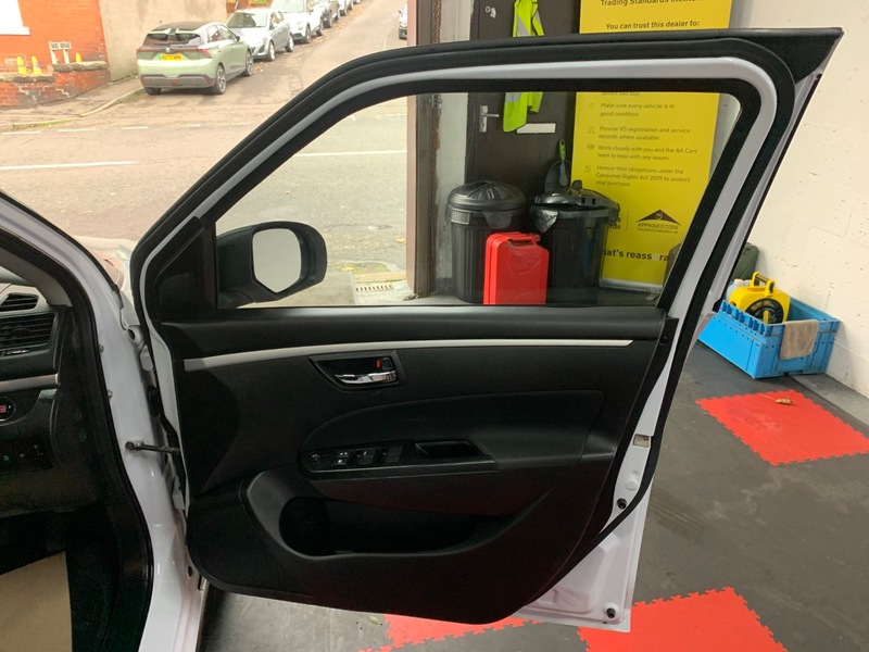 Used Suzuki Swift 2016 for sale - 76559666: Photo 21