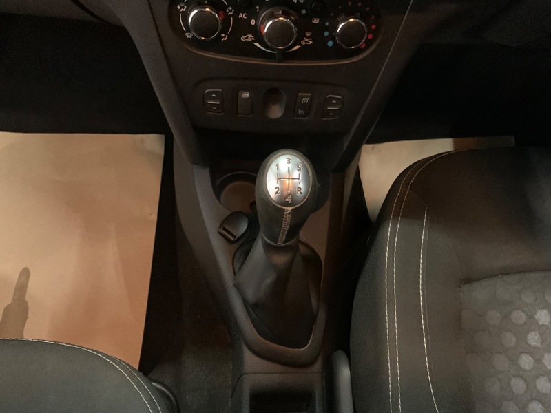Used Dacia Sandero 2015 for sale - 76836717: Photo 19
