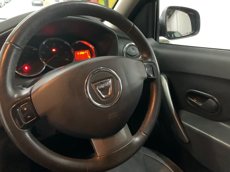 Used Dacia Sandero 2015 for sale - 76836717: Photo 20