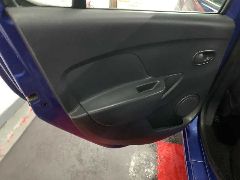 Used Dacia Sandero 2015 for sale - 76836717: Photo 21